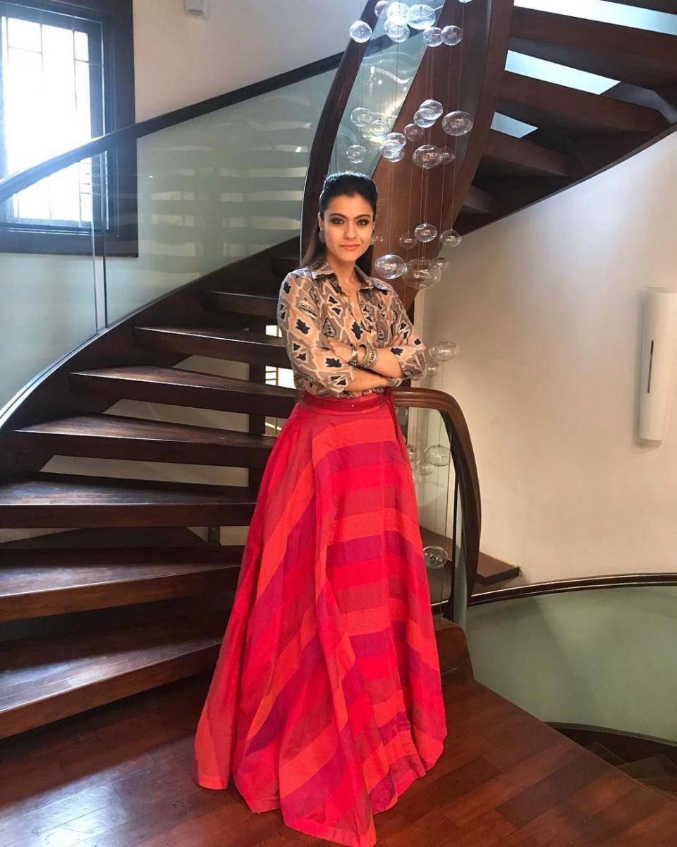 Style Simpel nan Berkelas ala Kajol (instagram.com/kajol)