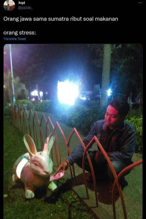 meme orang makan sesuai sifat (twitter.com/jopidc_)
