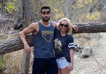 foto Britney Spears dan Sam Asghari (instagram.com/britneyspears)