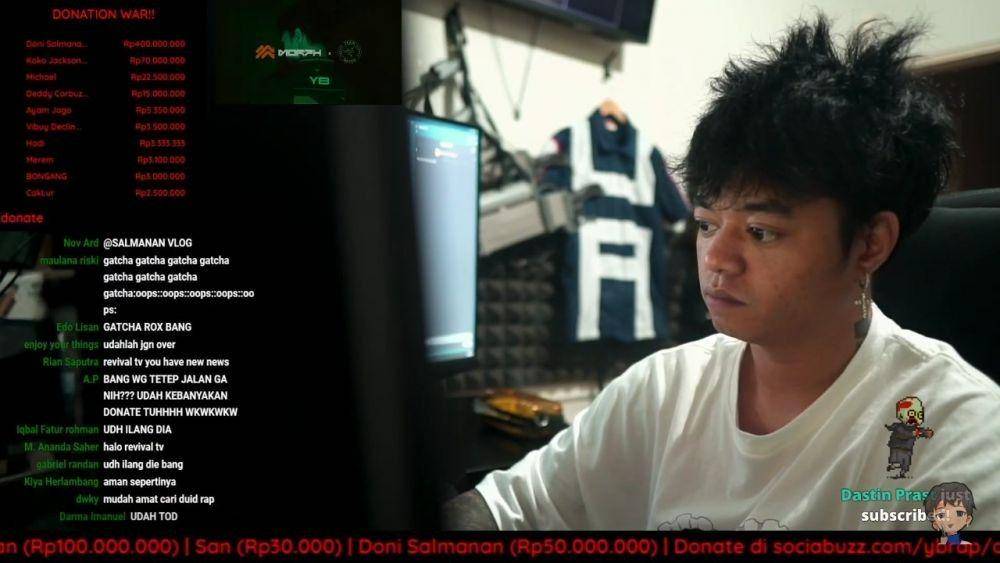 Reza Arab sedang melakukan streaming. (twitch.com/YBRAP)