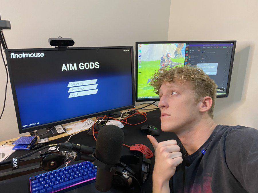 Gamming Setup Tfue. (twitter.com/TTfue)