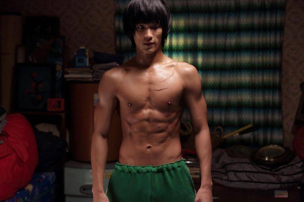 Kim Soo Hun dalam film Secretly, Greatly (dok. DMZ Comics)