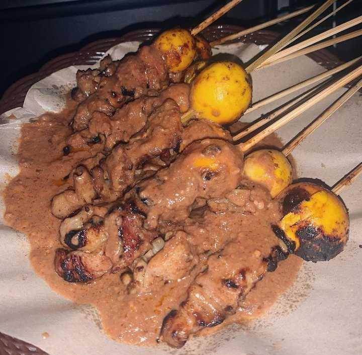 Sate Sambas (instagram.com/pasangan.jajan)