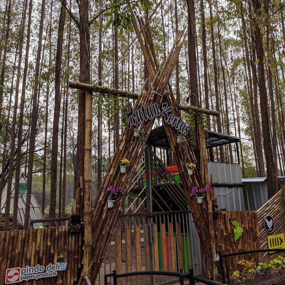 Hutan Kertas Karawang (instagram.com/HutanKertas)