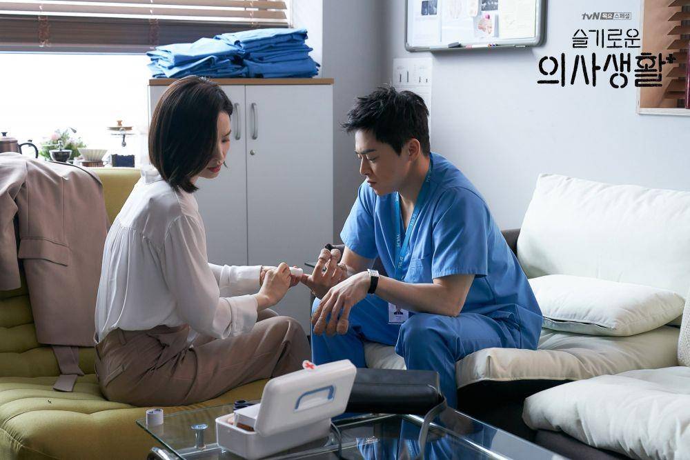 Cuplikan drama Hospital Playlist 2 (dok.TVN/Hospital Playlist 2)