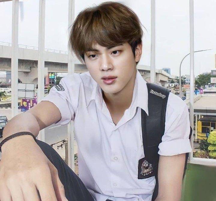 foto editan aktor dan idol Korea, Seok Jin BTS (instagram.com/list.edits)