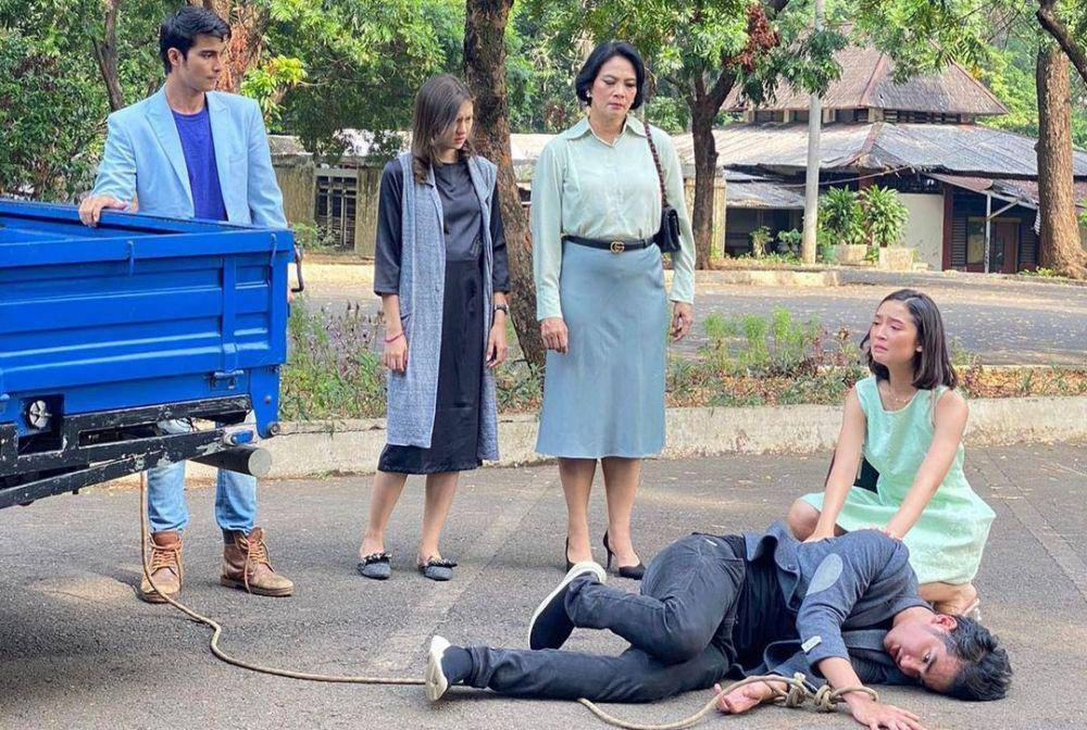 potret cuplikan sinetron Buku Harian Seorang Istri (instagram.com/bukuharianseorangistri.sctv)