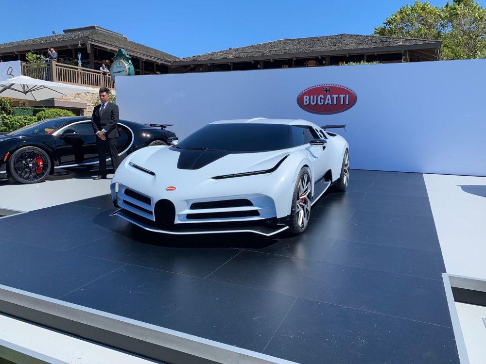 Deretan Mobil Mewah Pemain Manchester United Musim 2021/2022