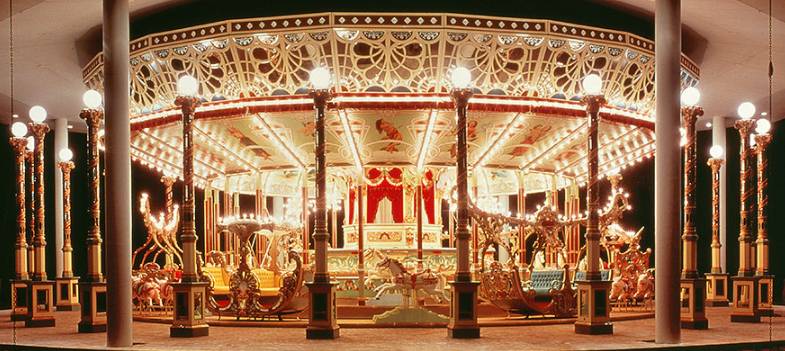 Toshimaen El Dorado Carousel. (toshimaen.co.jp)