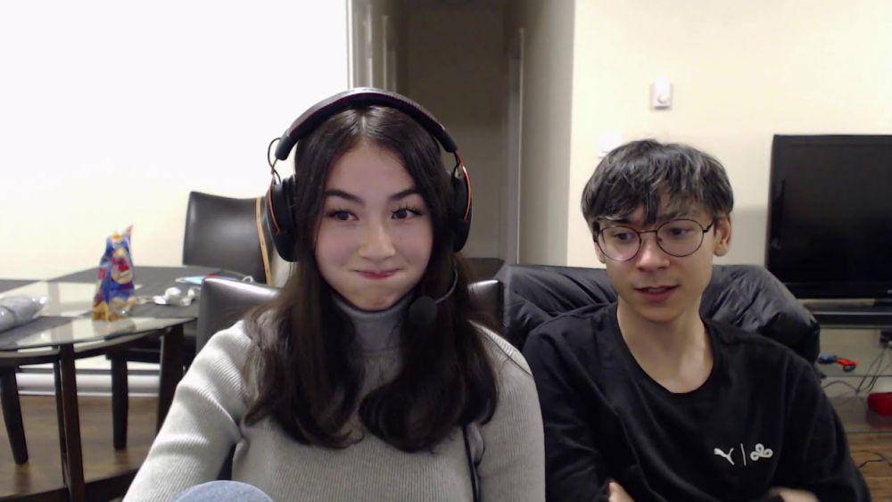 Kyedae bersama Tenz sedang streaming. (youtube.com/Nxthanael)