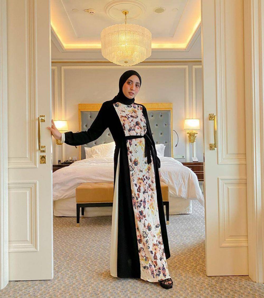 Outfit Vicky Alaydrus. (instagram.com/vickyalaydrus)