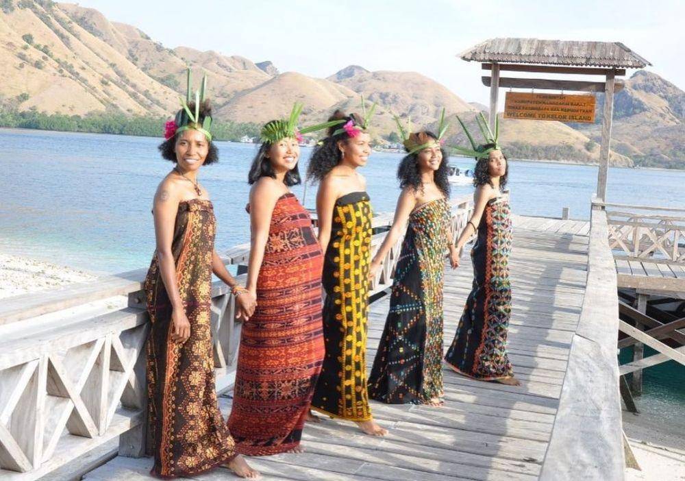 Elizabeth Yani Tararubi, pendiri Dapur Tara dan PAUD Pelangi Baru Flores (instagram.com/tararubitribe)