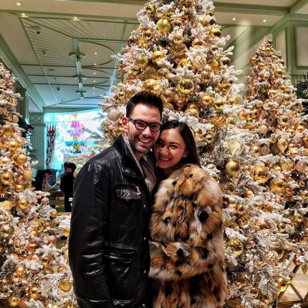 potret Tata Cahyani dan pacar bulenya (instagram.com/tatacahyani)
