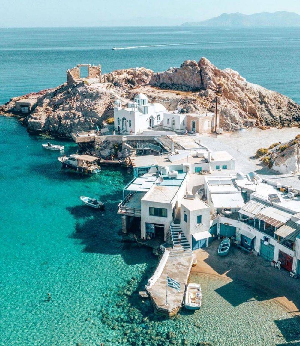 Firopotamos (instagram.com/cycladeseveryday)