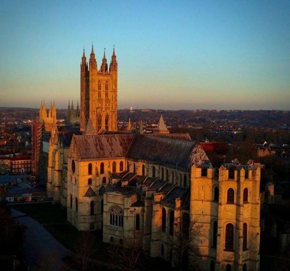 Canterbury Cathedral (instagram.com/pics_fromthesky)