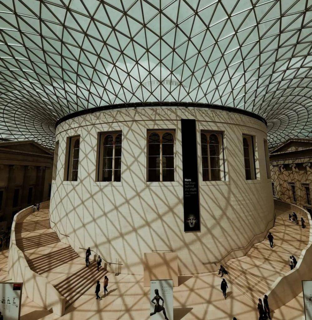 British Museum (instagram.com/travellerwithplan)