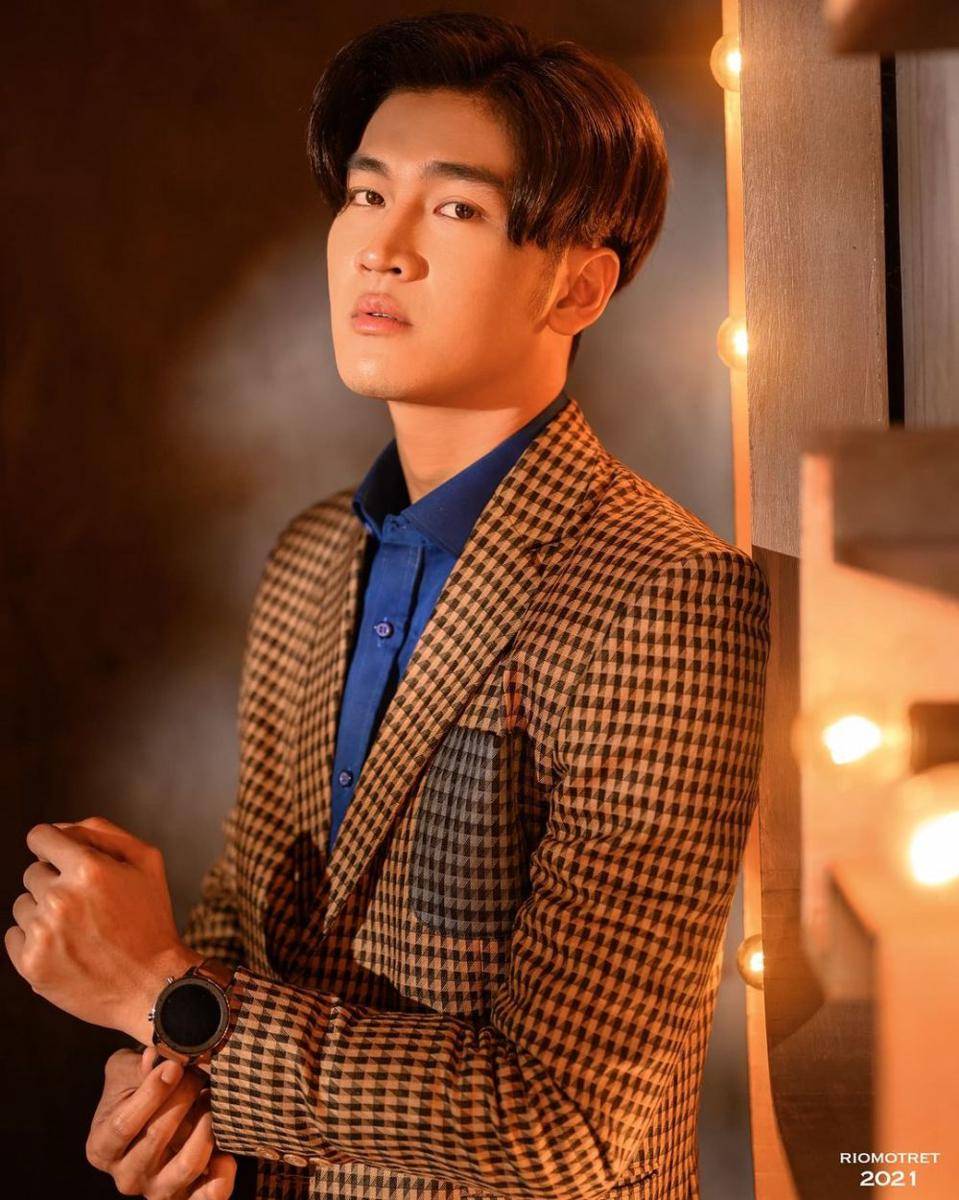 Photoshoot Anrez Adelio (instagram.com/riomotret/)