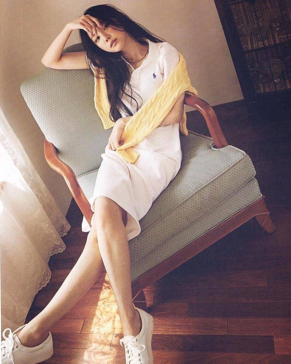 Outfit dress ala Naeun A-Pink (instagram.com/naeun__apink)