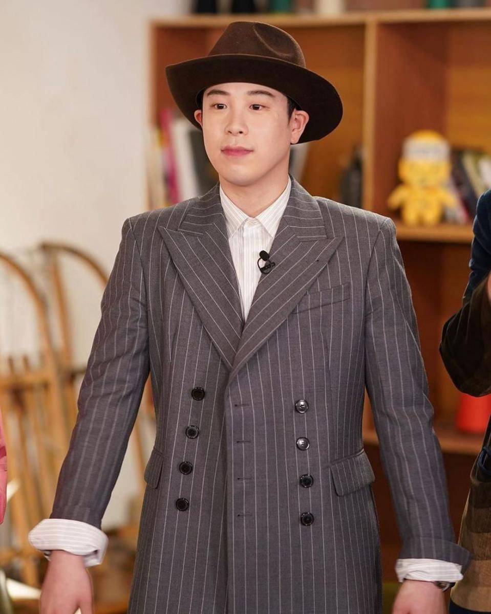 P.O Block B (instagram.com/po_blockb)