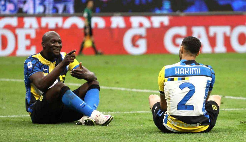 Romelu Lukaku dan Achraf Hakimi (inter.it)
