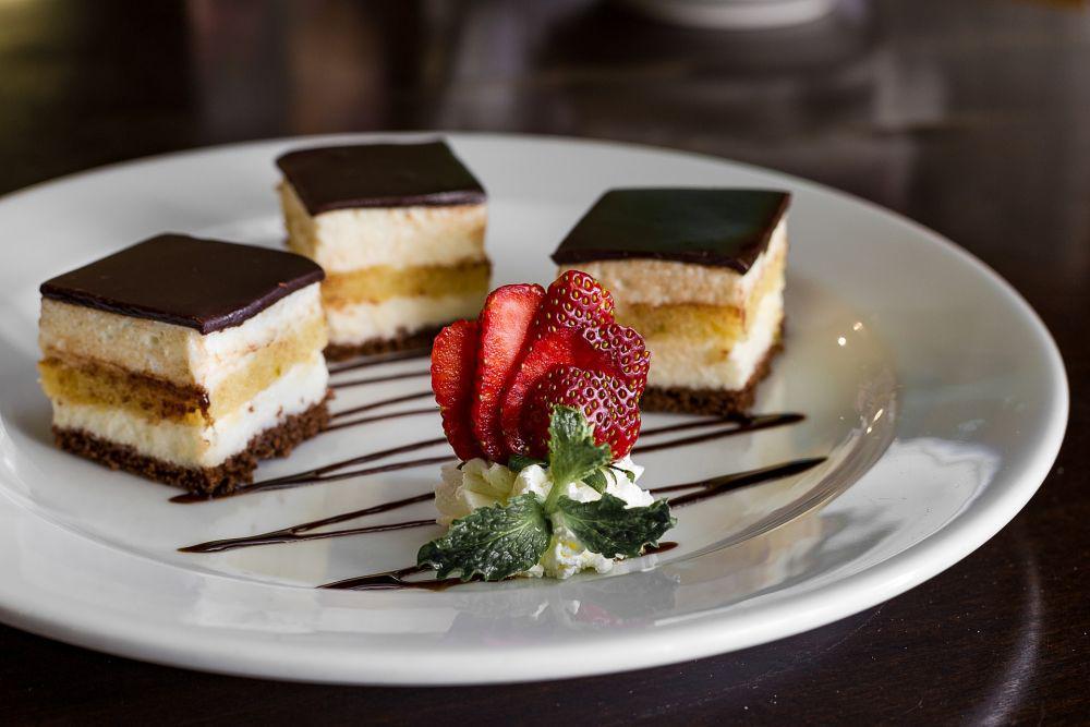 ilustrasi tres leches cake (pixabay.com/Михаил Прокопенко)