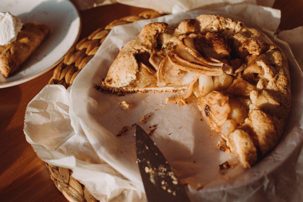 ilustrasi evaporated milk pie (pexels.com/ROMAN ODINTSOV)