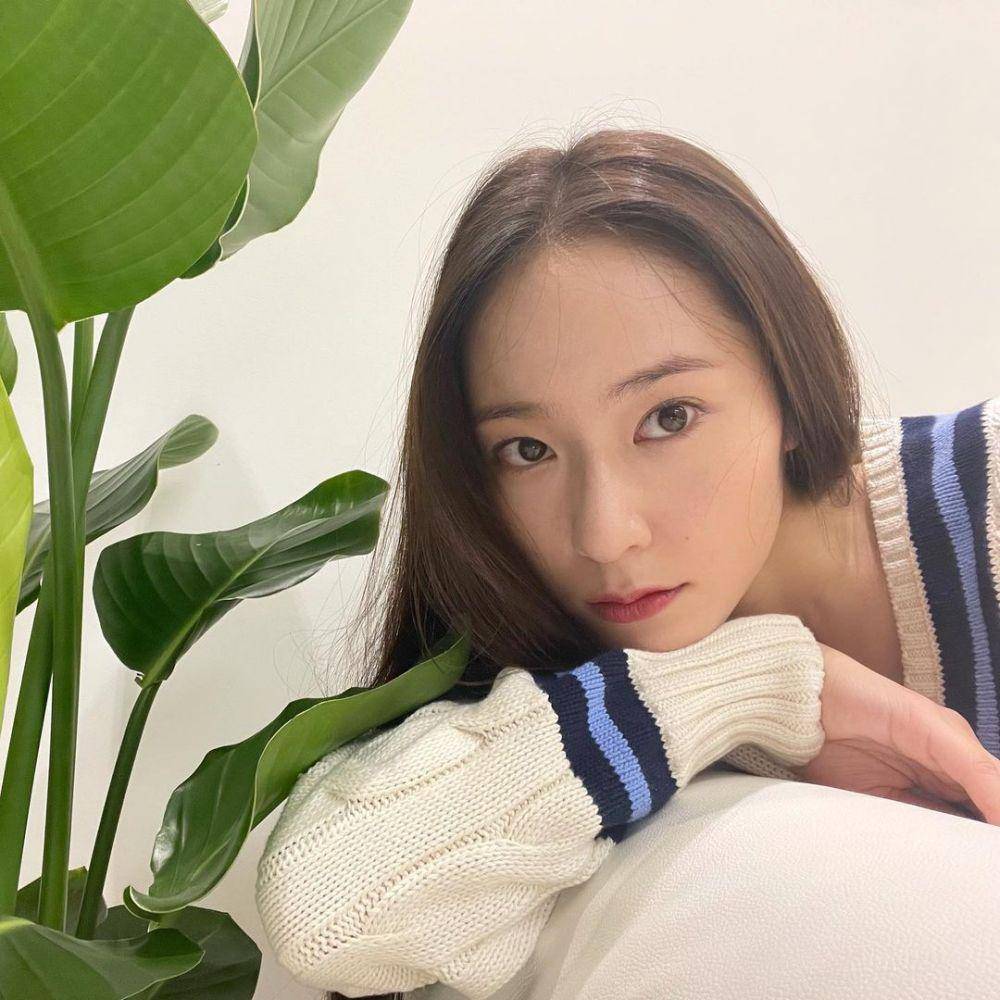 Krystal Jung (Instagram.com/vousmevoyez)