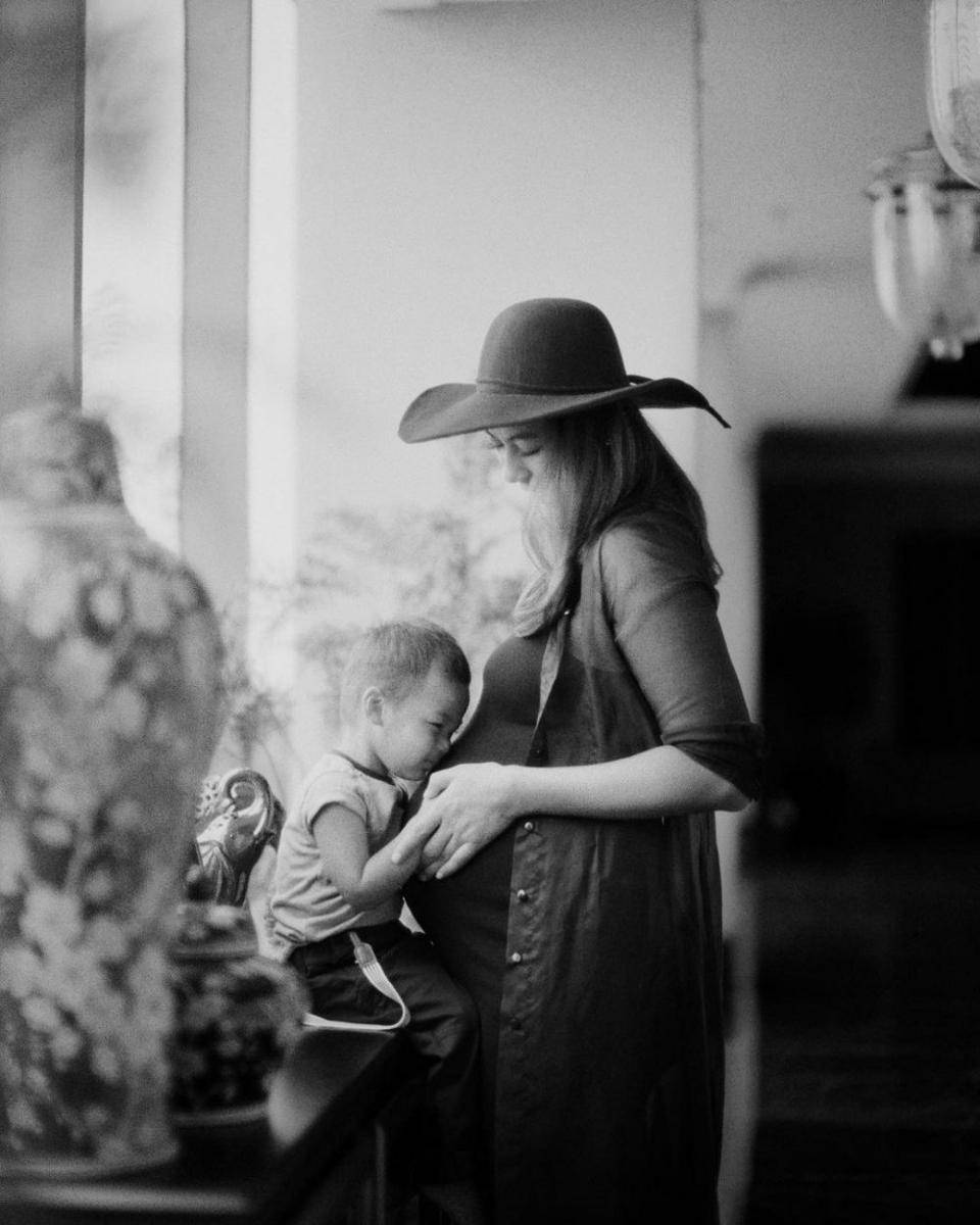 maternity Paula Verhoeven (Instagram.com/paula_verhoeven)