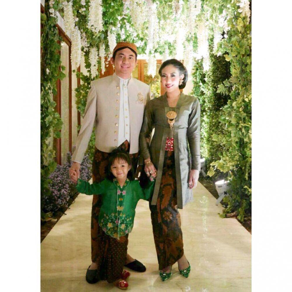Kebaya Ayu Dewi. (instagram.com/mrsayudewi/)