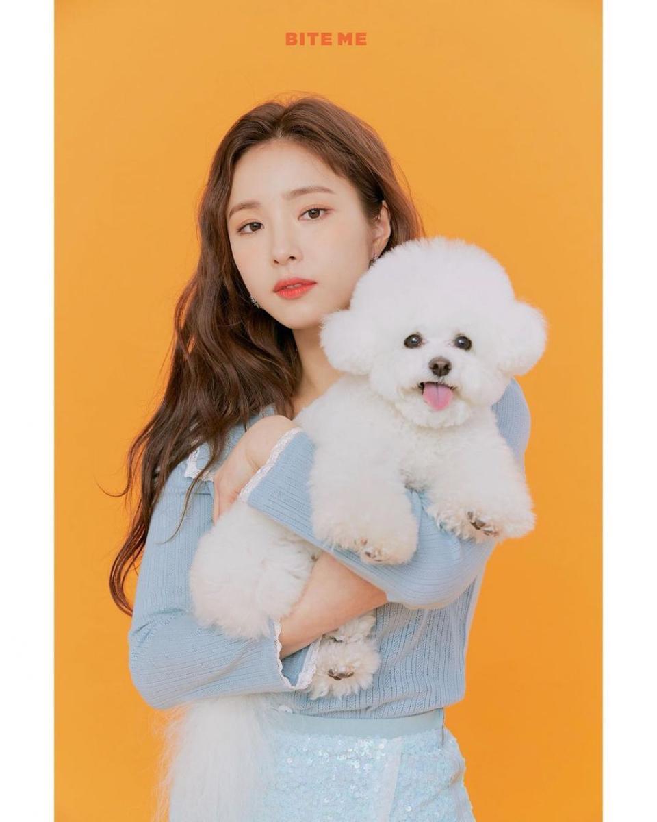 Shin Se Kyung (instagram.com/sjkuksee)