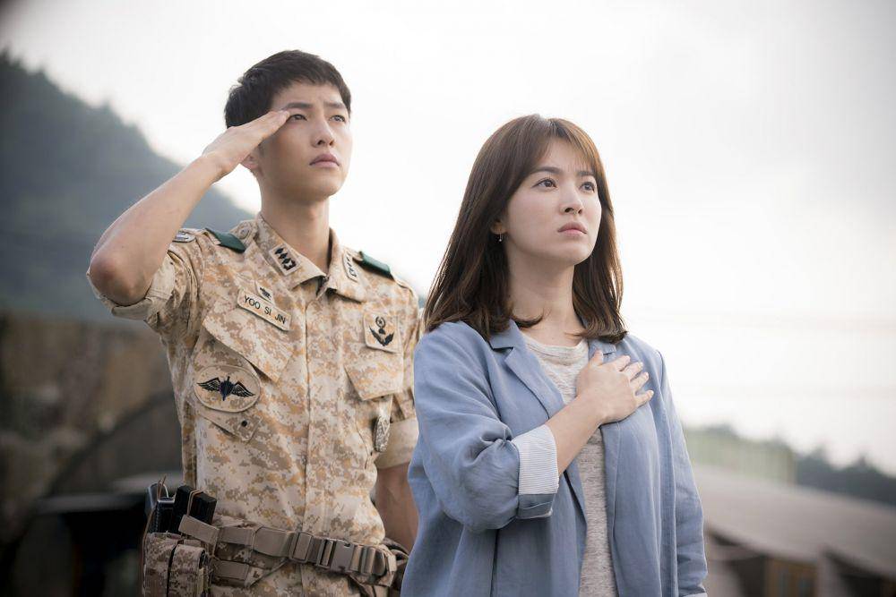 couple drama Descendant of the Sun (twitter/ForbesAsia)