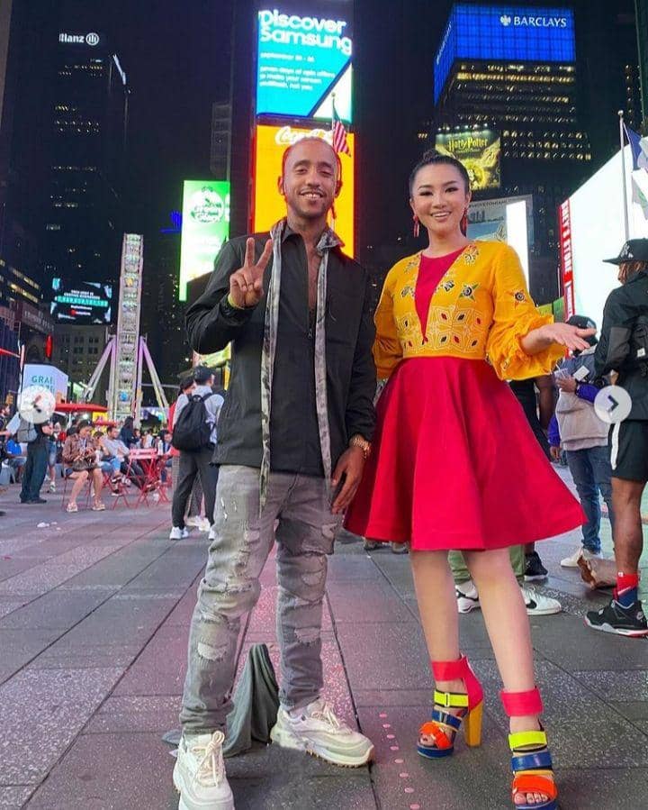 Fitri Carlina (instagram.com/fitricarlina)