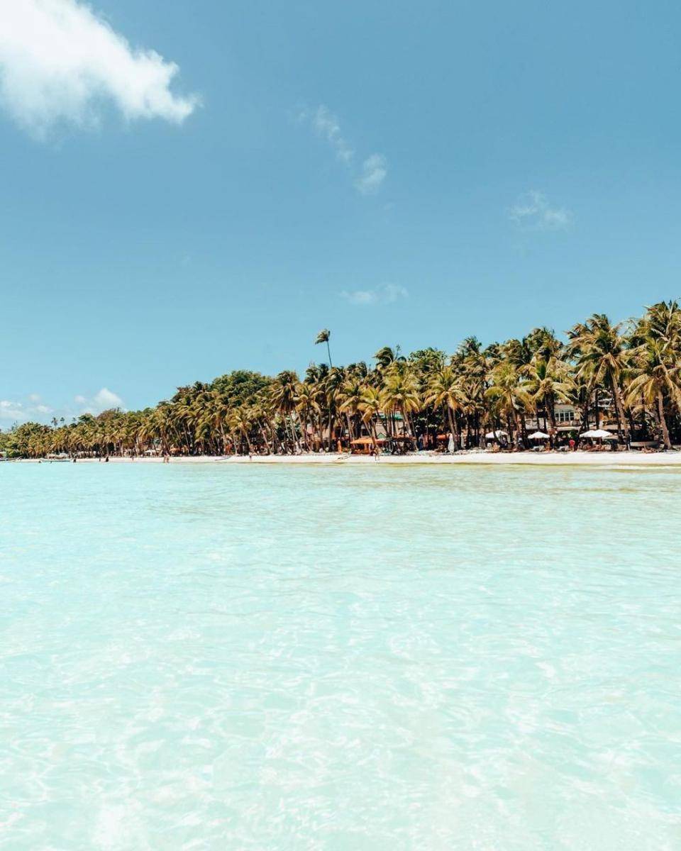 Boracay Island (instagram.com/jenlaceda)