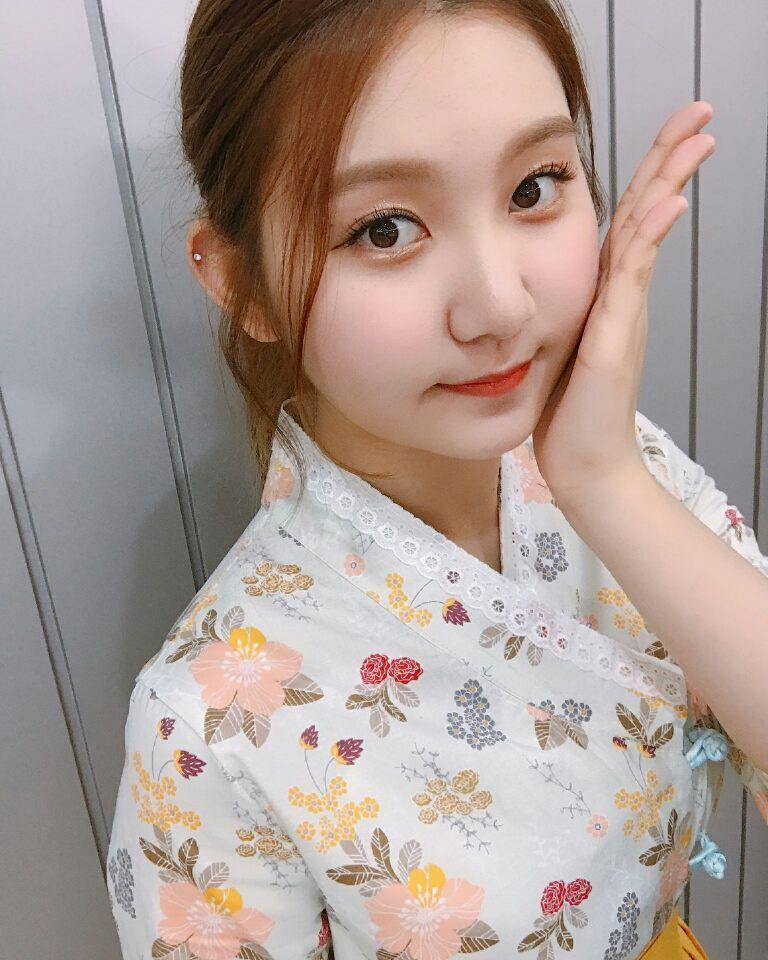 Bae Sung Yeon (instagram.com/baesungyeonkr)