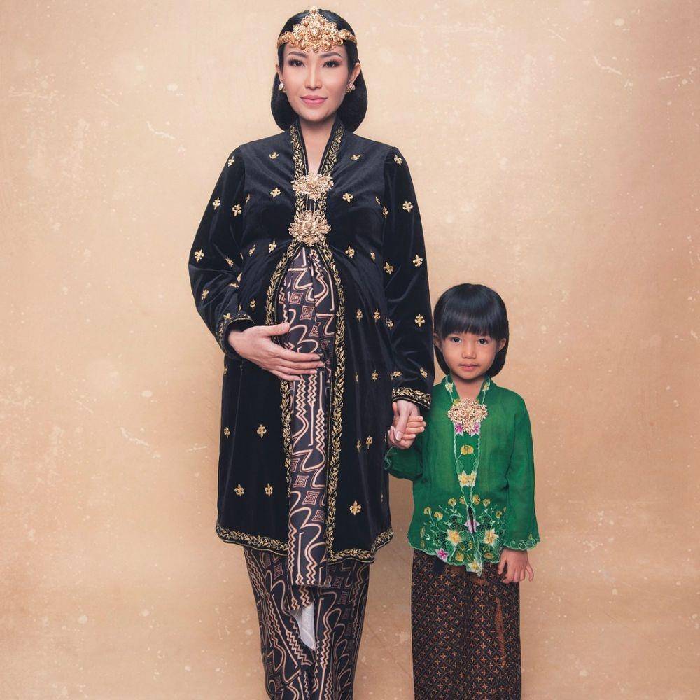 Kebaya Ayu Dewi. (instagram.com/mrsayudewi/)