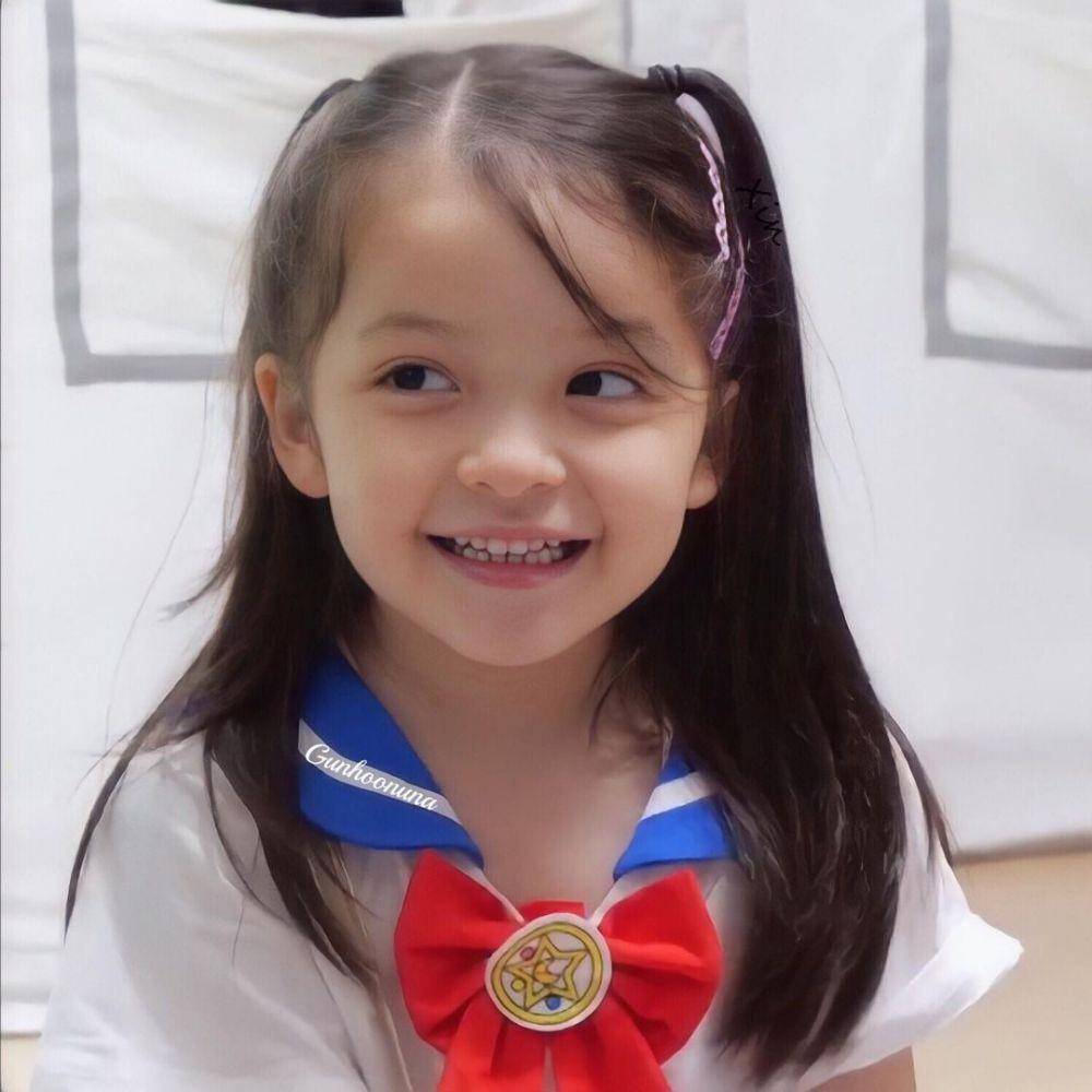Naeun dalam salah satu episode TROS (dok. KBS2)