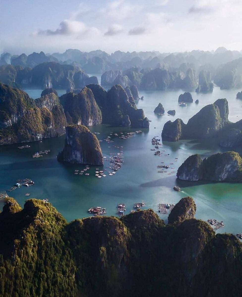 Halong Bay (instagram.com/ali_olfat)