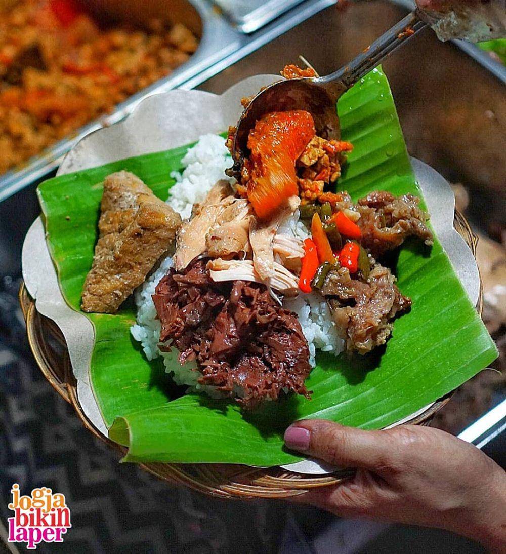 Gudeg Mbak Pirang (instagram.com/jogjabikinlaper)