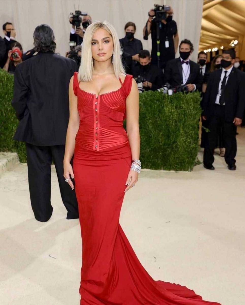 Addison Rae di Met Gala (instagram.com/addisonraee)