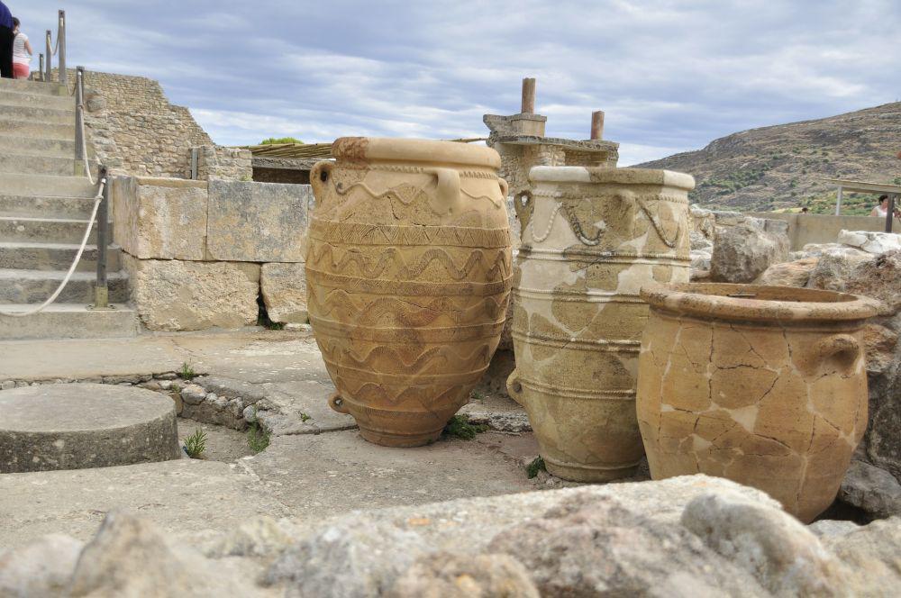 pithos, barang peninggalan Peradaban Minoa (pixabay.com/Yolanda)