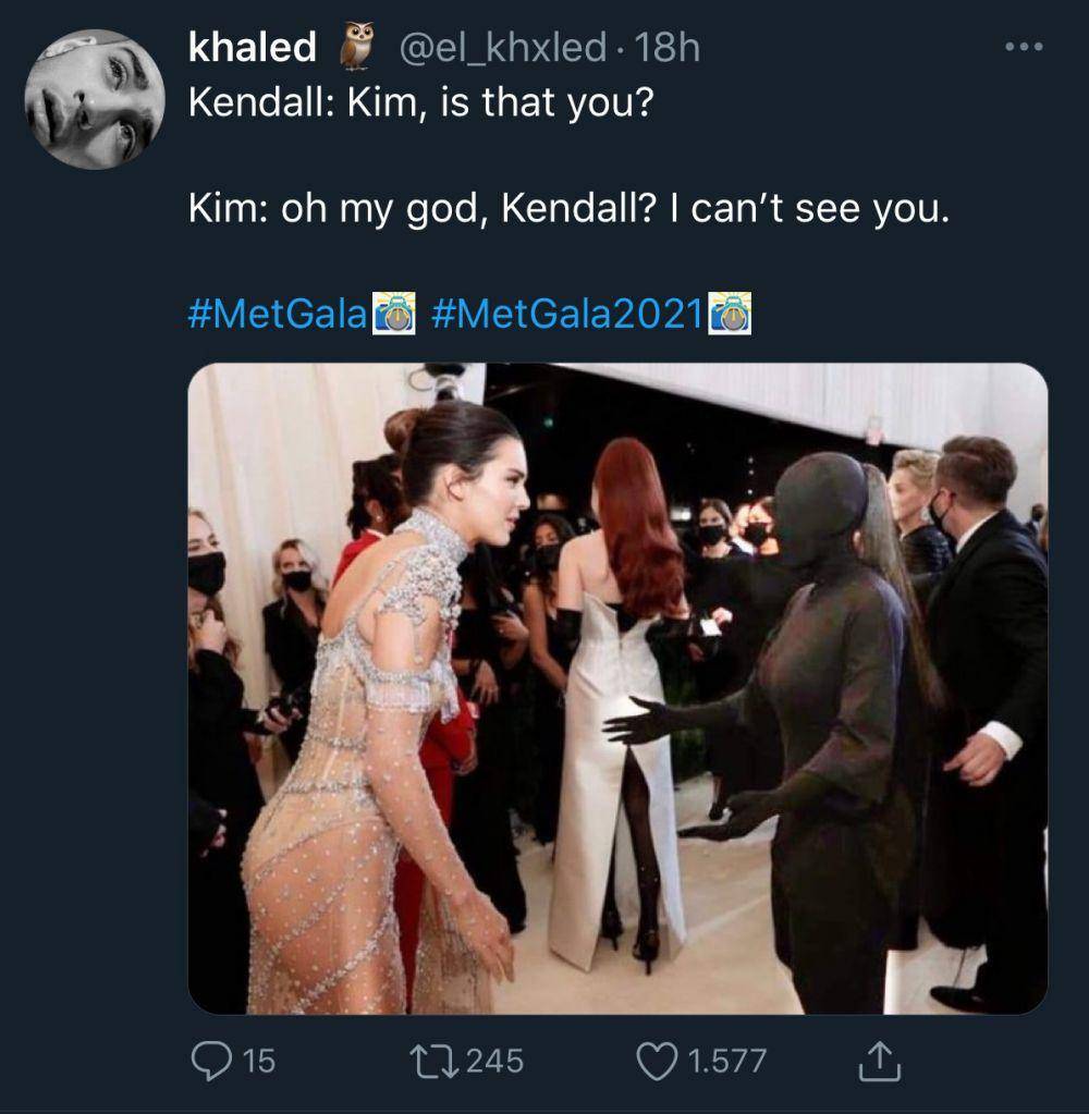 Kim Kardashian dan Kendall Jenner (twitter.com/el_khxled)