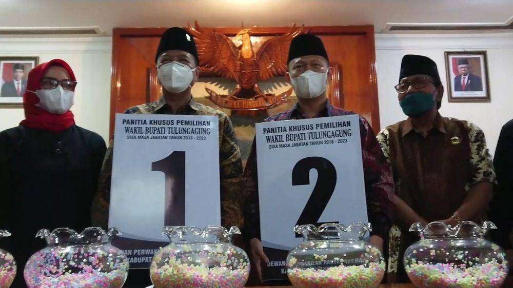 Calon wakil bupati Tulungagung saat pengundian nomor urut. IDN Times/ Bramanta Pamungkas