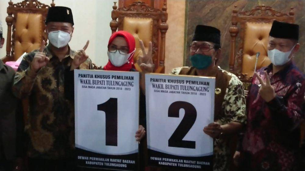 Calon wakil bupati Tulungagung saat pengundian nomor urut. IDN Times/ Bramanta Pamungkas