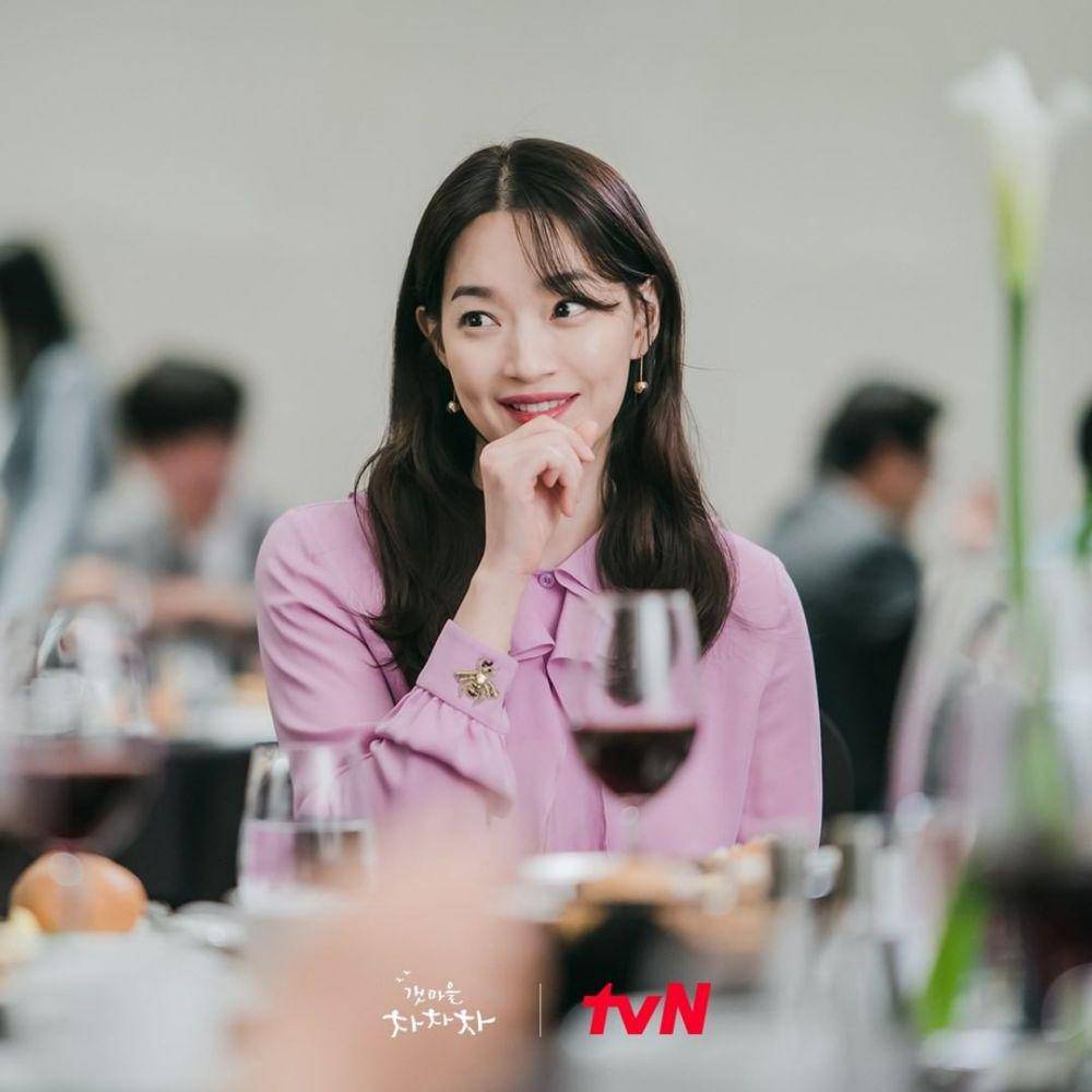 Shin Min Ah di drama Hometown Cha-Cha-Cha (instagram.com/tvn_drama)