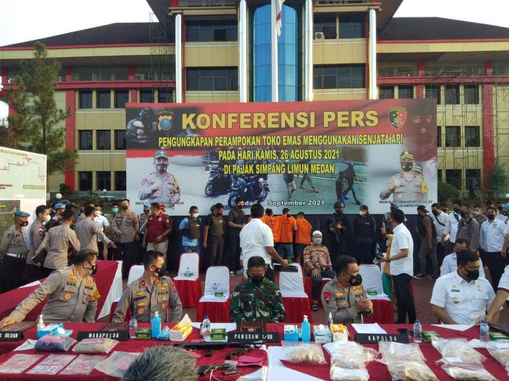 Konfrensi pers penangkapan perampok toko emas di Pasar Simpang Limun (Dok.IDN Times/istimewa)