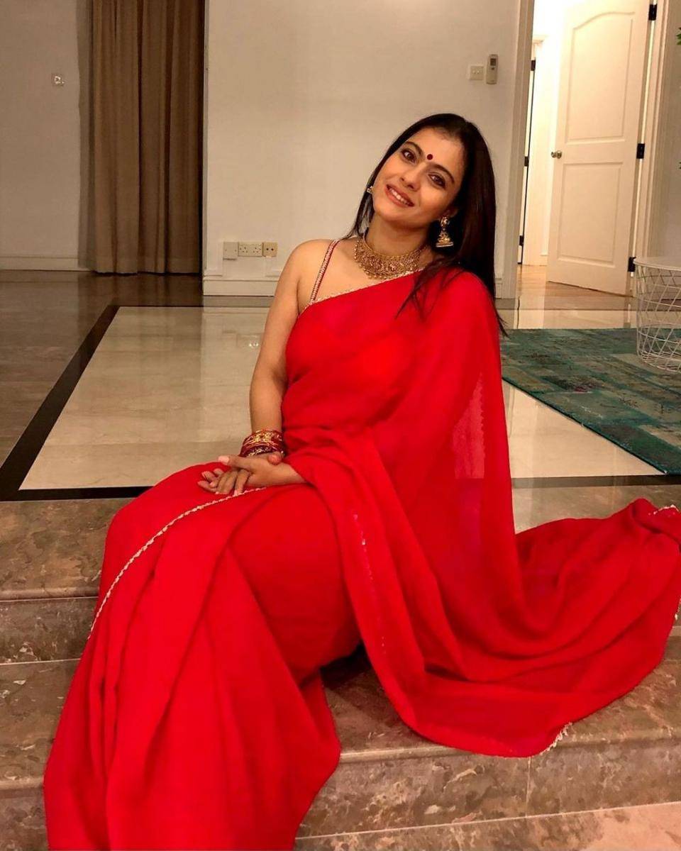Kajol (instagram.com/kajol)