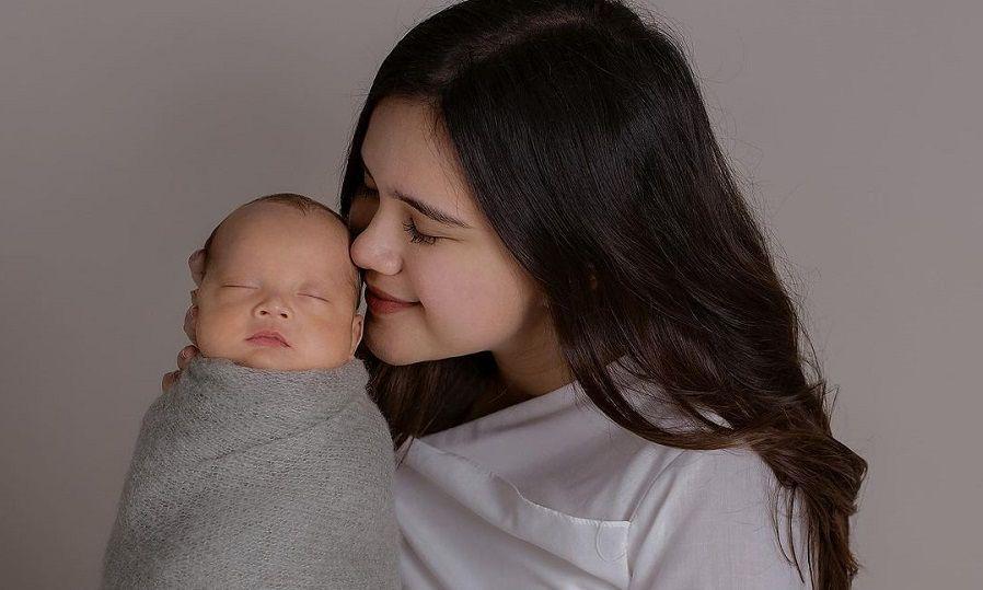 Potret Newborn 10 Anak Artis yang Lahir di Tahun 2021, Gemes Abis!