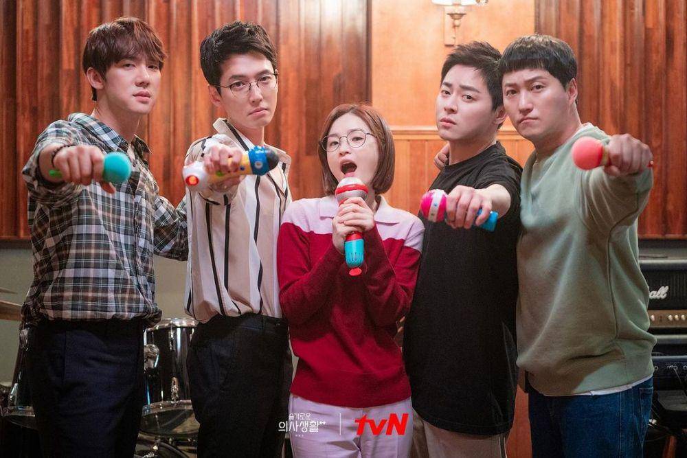 Pemain drama Hospital Playlist 2 (instagram.com/tvn_drama)