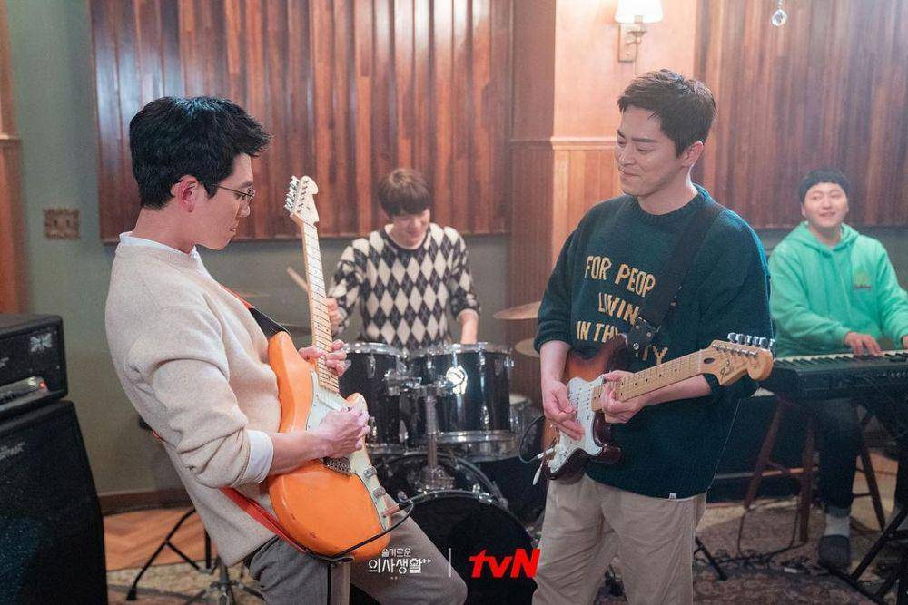 Pemain drama Hospital Playlist 2 (instagram.com/tvn_drama)