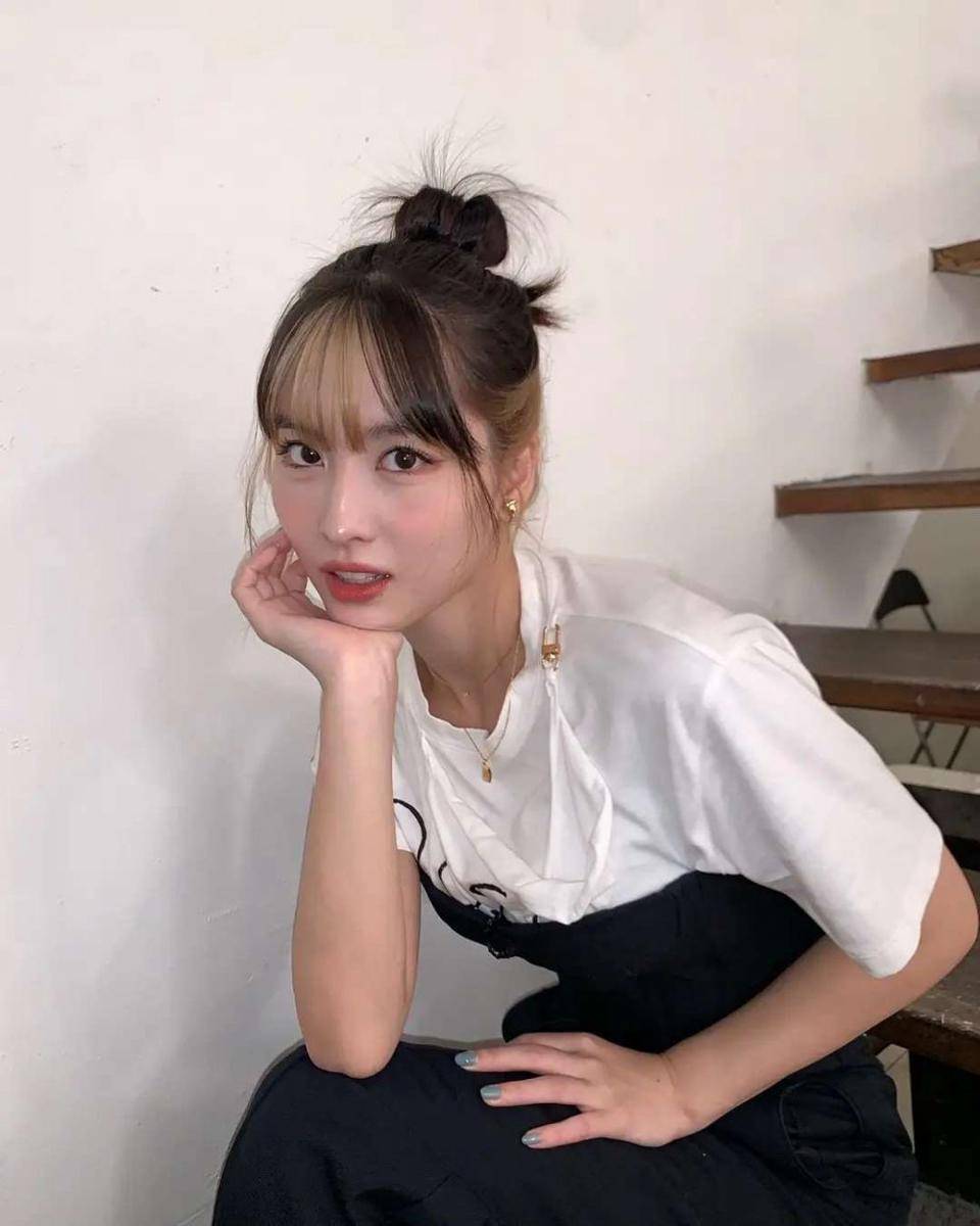Momo TWICE (instagram.com/twicetagram)
